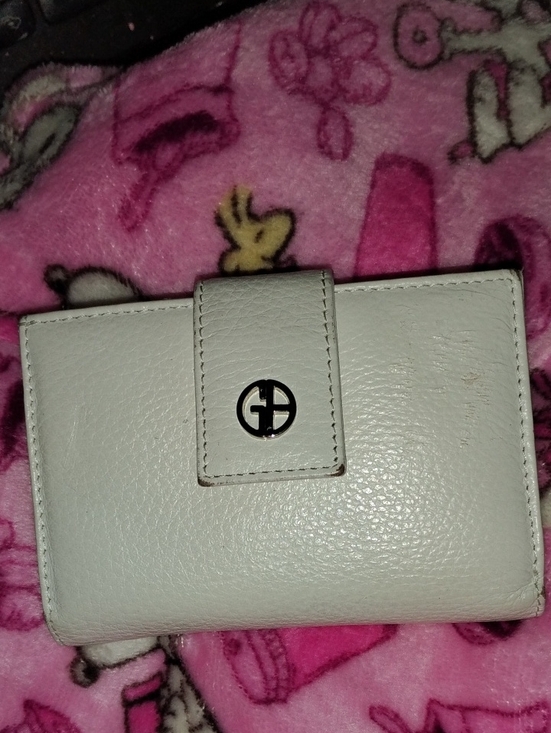 The Unbranded Brand Handbags - Cream Leather Women's Wallet with Silver Logo Accent